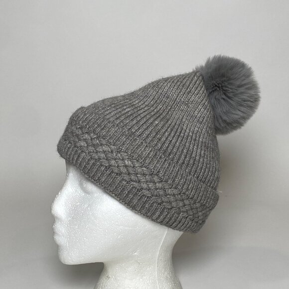 Vince Camuto Knit Beanie Hat Gray with Faux Fur Pom Pom One Size Fits All - Picture 1 of 6